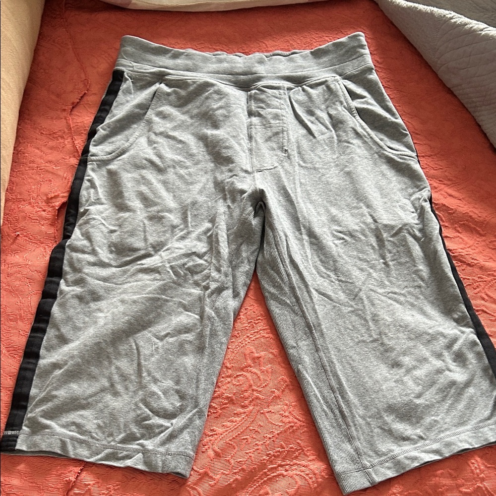 Men’s Lululemon Long Shorts/Capris